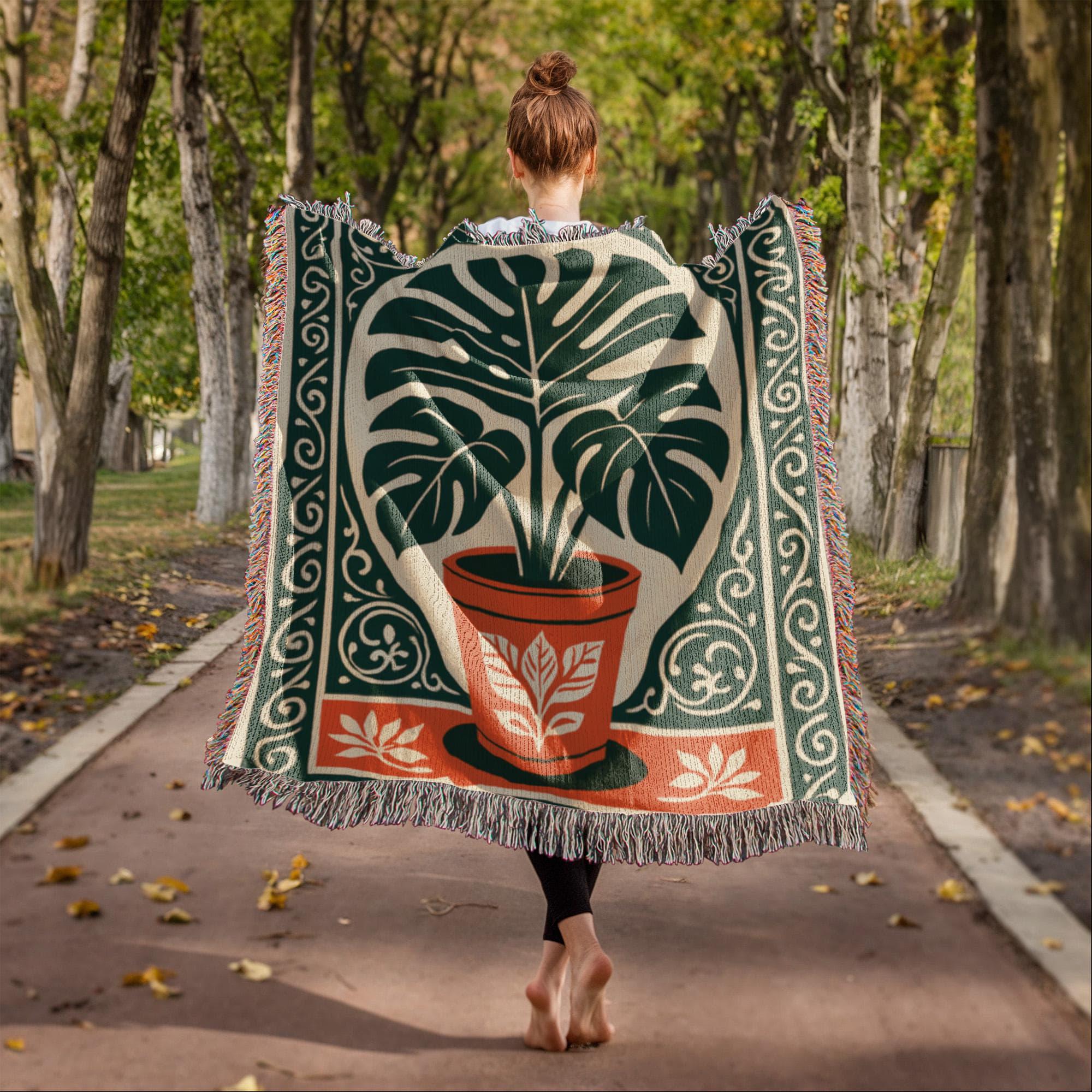 Bohemian Monstera Retro Tropical Plant Woven Cotton Blanket - Image 4