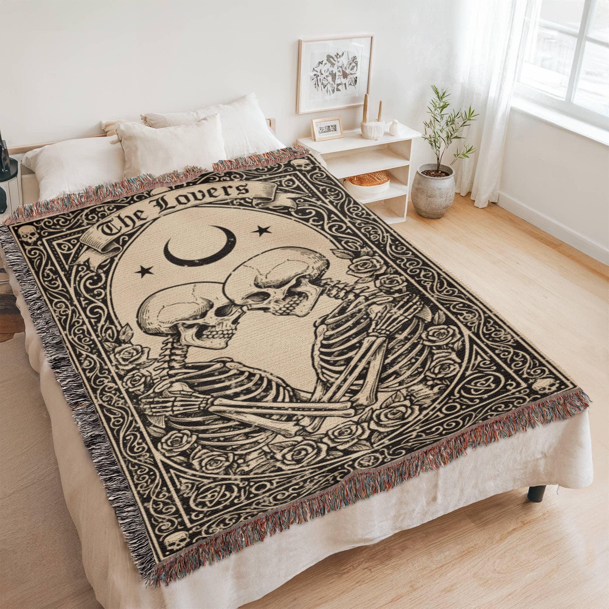 The Lovers Skeleton Gothic Tarot Card Woven Cotton Blanket - Image 8