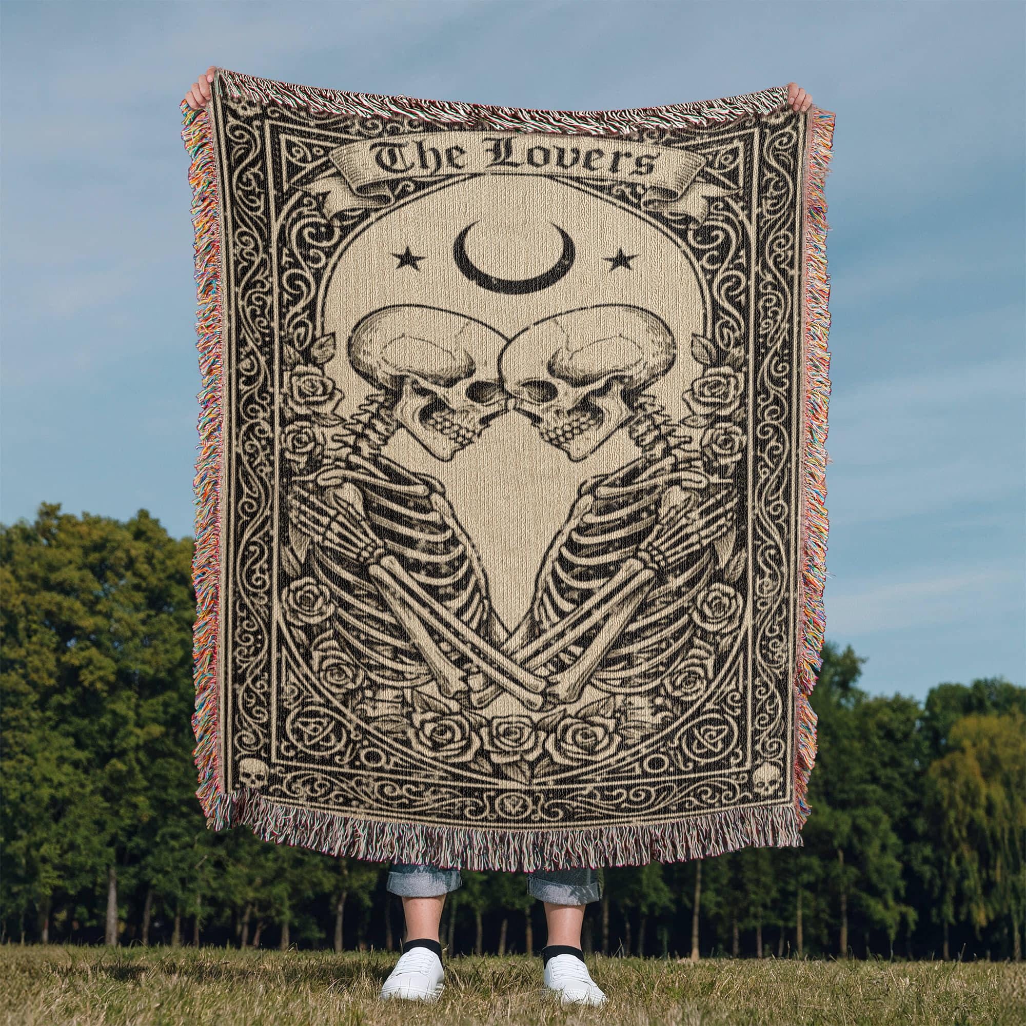 The Lovers Skeleton Gothic Tarot Card Woven Cotton Blanket - Image 9