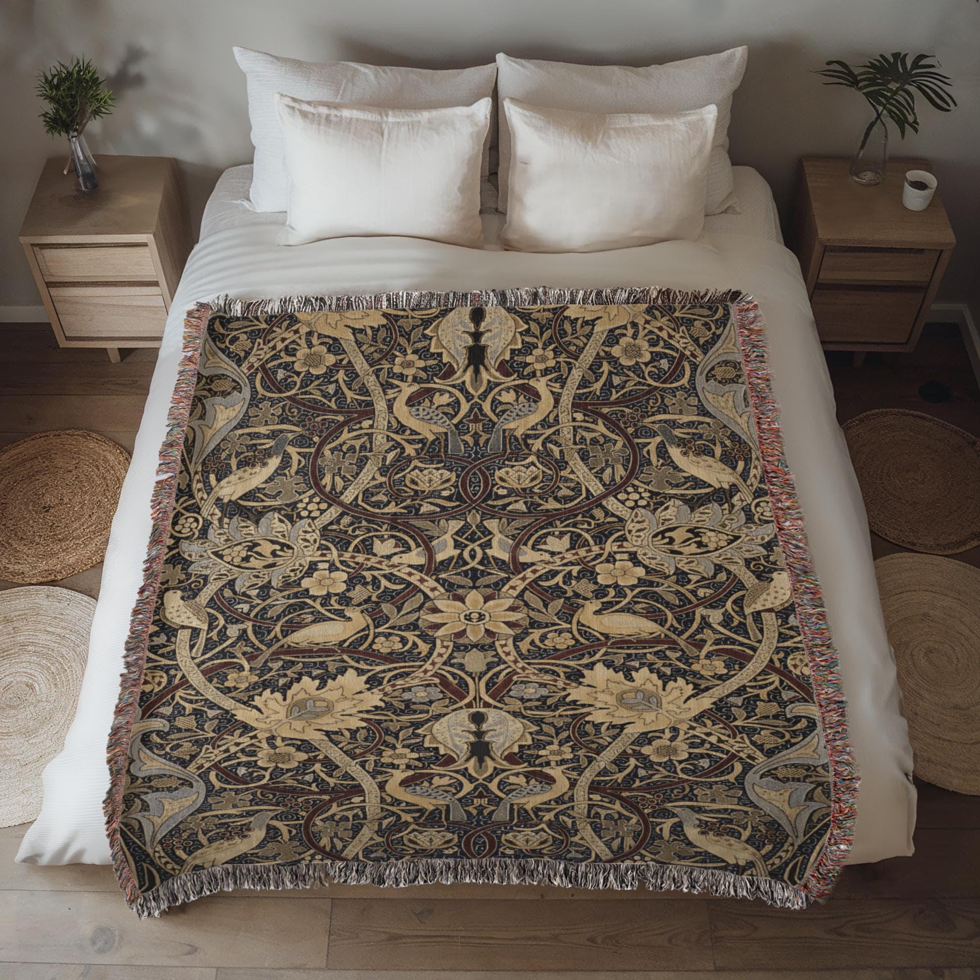 William Morris Bullerswood Pattern Woven Cotton Blanket - Image 2
